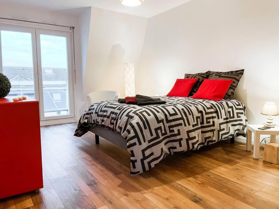 Appartement Lumineux Avec Vue Sur Les Vosges à Colmar Extérieur photo