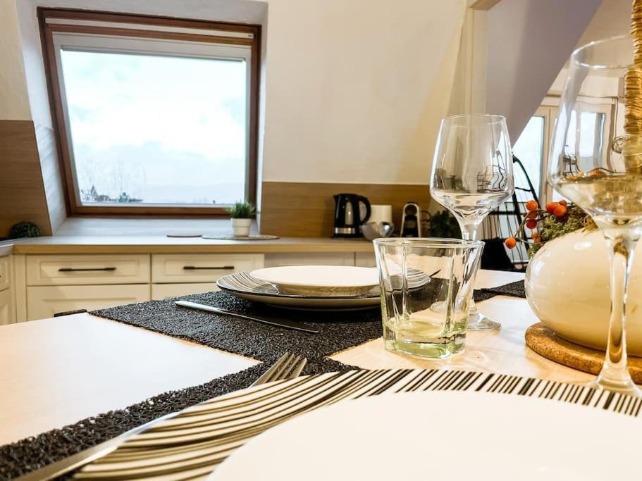 Appartement Lumineux Avec Vue Sur Les Vosges à Colmar Extérieur photo